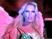 Video Trans : Escualita Angel:concours trans blonde la + sexy